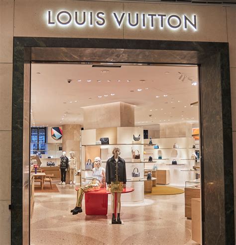 La nueva tienda de Louis Vuitton en Madrid es una .